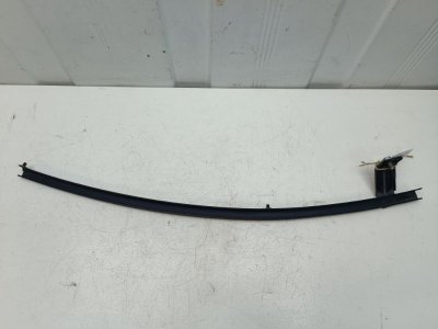 Направляющая стекла двери Rover 400