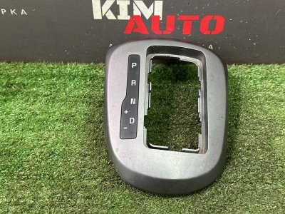 Накладка консоли АКПП Kia Rio 3 2014 QB