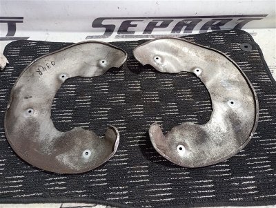 Пыльники тормозных дисков Audi Q5 2013 8R