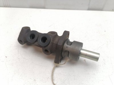 Главный тормозной цилиндр Volkswagen Transporter T4