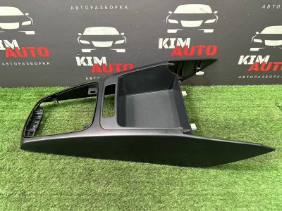 Накладка центральной консоли Kia Rio 4 2019 FB