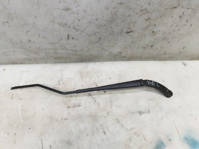 Поводок стеклоочистителя Lada Xray 2021