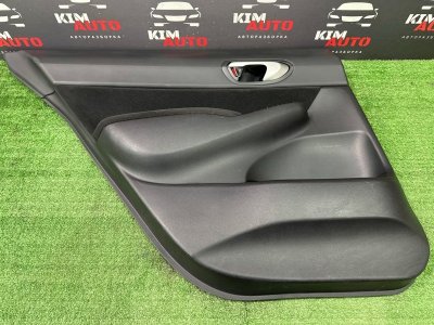 Обшивка двери Honda Civic