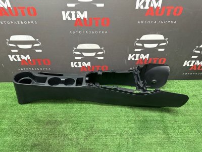 Консоль центральная Kia Rio 4 2019 FB
