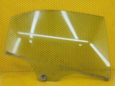 Стекло двери Mazda Mazda6 MPS 2005 GG