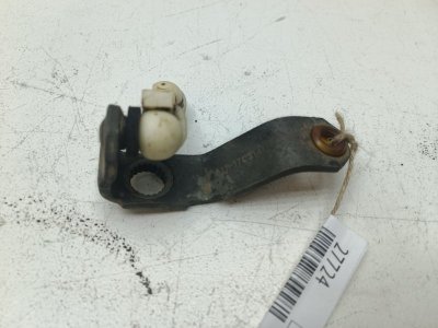 Кронштейн кпп Chery Amulet A15