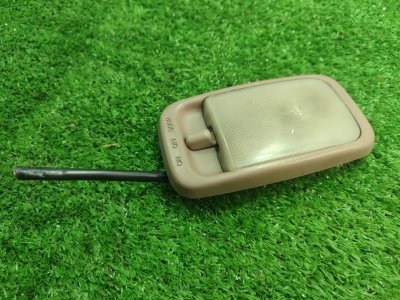 Плафон освещения салона Toyota Carina 1989 st170