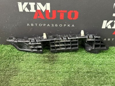 Кронштейн бампера Kia Rio 4 2018