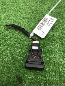 Кнопка открытия двери Toyota Estima 2008 ACR50W