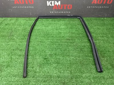 Уплотнитель стекла направляющий Hyundai Getz