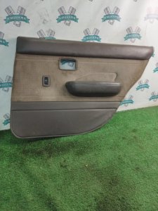 Обшивка боковой двери Toyota Carina 1989 st170