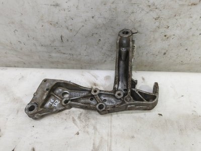 Крепление рычага подвески Volkswagen Jetta 2008