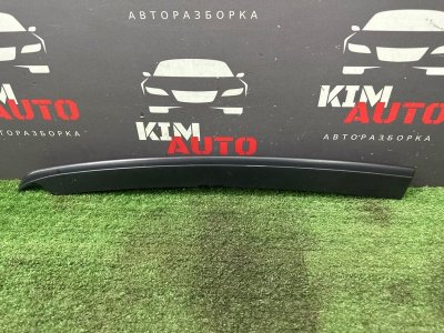 Накладка переднего бампера Mitsubishi Colt