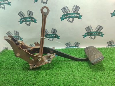 Педаль тормоза Toyota Carina 1989 st170