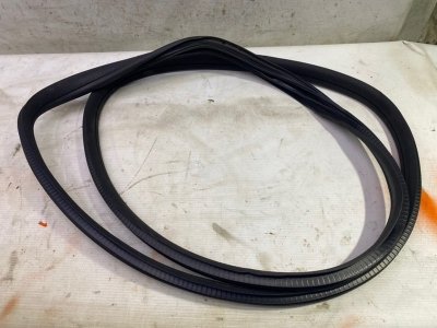 Уплотнитель кузова Mercedes CLA - Class 2015 CLA 180