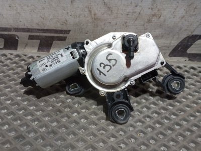 Моторчик стеклоочистителя Audi Q5 2010 8R