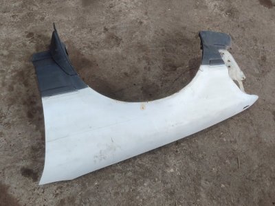 Крыло Toyota Carina 1989 st170