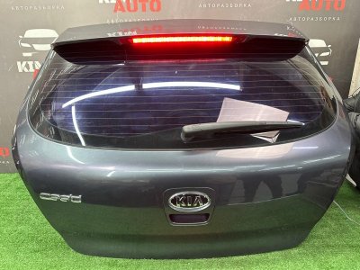 Крышка багажника Kia Ceed 1