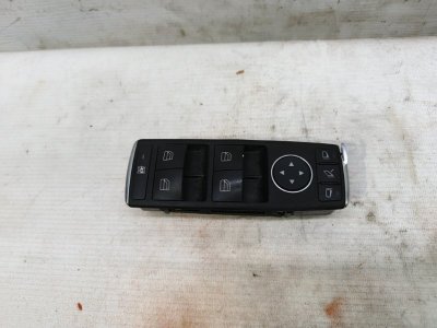 Блок управления стеклоподъемниками Mercedes CLA - Class 2015 CLA 180