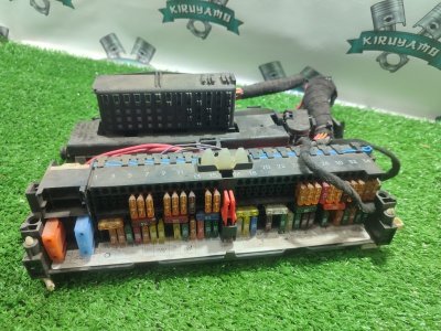 Блок предохранителей BMW X3 2007 E83