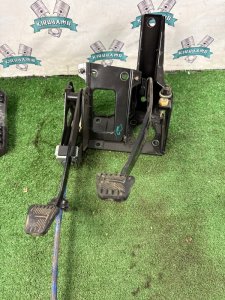 Блок педалей лада калина 2007 11193