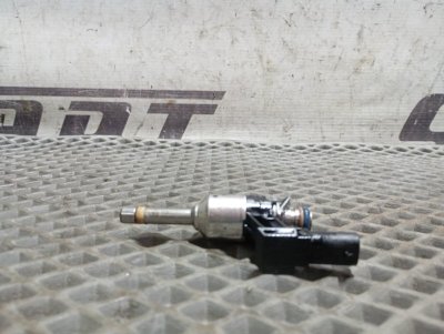 Форсунка топливная Skoda YETI 2013