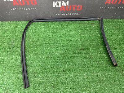 Уплотнитель стекла направляющий Chevrolet Spark