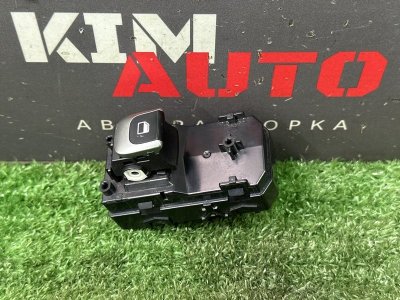 Кнопка стеклоподъемника Kia Rio 4 2018
