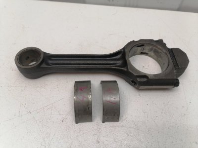 Шатун Volkswagen Transporter 028J T4