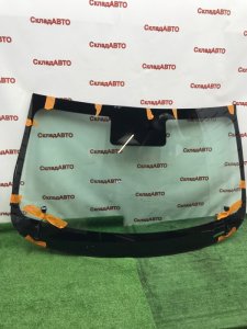 Стекло лобовое