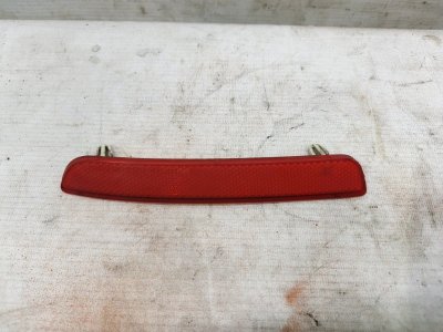 Отражатель в бампер Volkswagen Jetta 2008