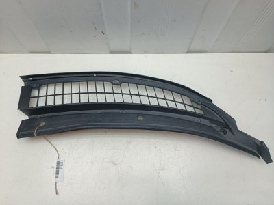 Накладка жабо (дождевик) Лада Приора