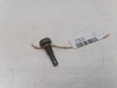 Болт кпп Volkswagen Golf 3