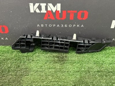 Кронштейн бампера Kia Rio 4 2018