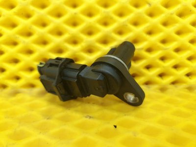 Датчик распредвала KIA HYUNDAI .