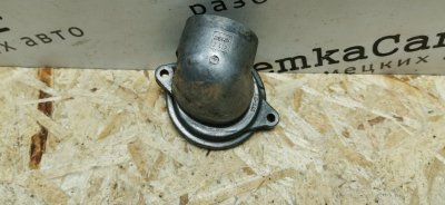 Корпус термостата Mercedes Vito 1996 638