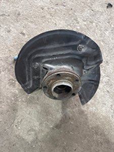 Кулак поворотный BMW X3 2007 E83