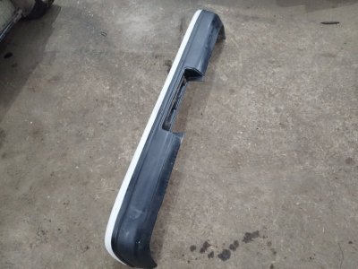 Бампер Toyota Carina 1989 st170