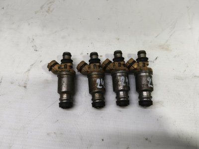 Форсунка TOYOTA Corolla Levin 1993