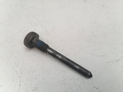 Болт кпп Volkswagen Golf 3