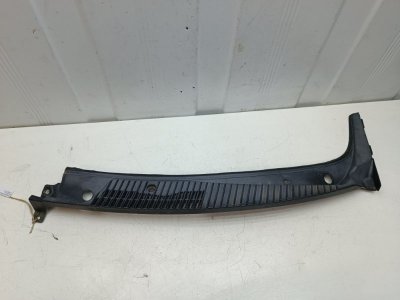 Накладка жабо (дождевик) Ваз Калина