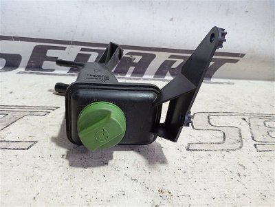 Бачок гидроусилителя руля Volkswagen Passat 2002 B5