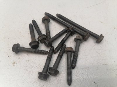 Болт кпп Volkswagen Golf 3