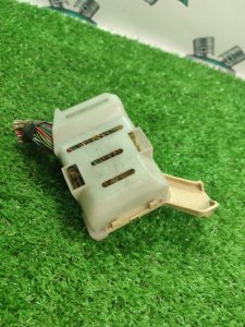 Блок предохранителей Toyota Carina 1989 st170