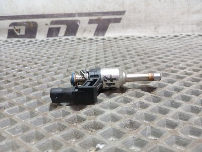 Форсунка топливная Skoda YETI 2013