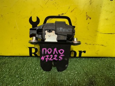 Замок багажника Volkswagen Polo 2014 5