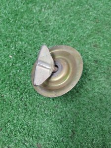 Болт крепления запасного колеса лада калина 2007 11193