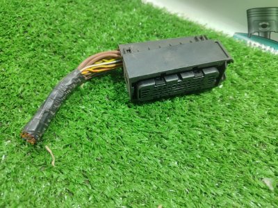 Фишка АБС BMW X3 2007 E83