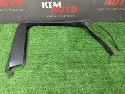 Уплотнитель стекла направляющий Opel Astra J