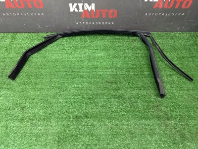 Уплотнитель стекла направляющий Ford Mondeo 4